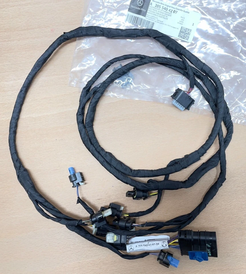 MERCEDES C Class W205 2014 RHD Front Parking Sensor Wiring Harness A2055404007