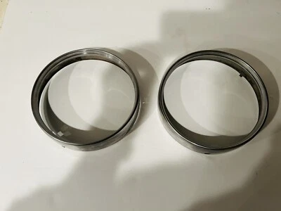 Alfa Romeo Carello 105 Series Headlight Trim Ring GT GTV  Foto 1 de 4