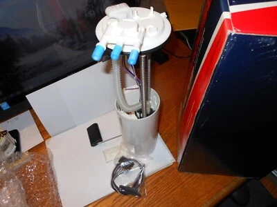 AUTOBEST FUEL PUMP MODULE 3994M FOR CHEVROLET/GMC C2500, K2500 1998-99 SUBURBAN - Image 1 of 4