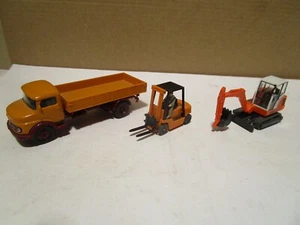 WIKING -- Camion + carrello elevatore + miniescavatore --- - Foto 1 di 1