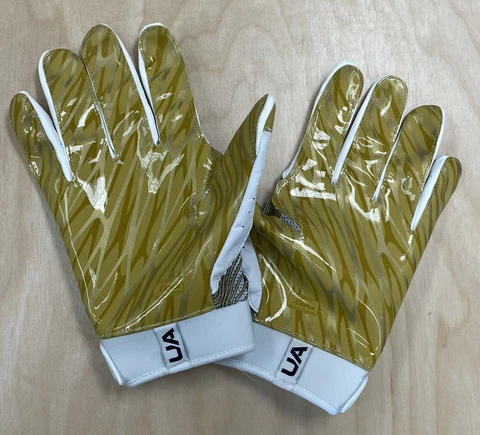 Notre Dame Football 2020 Team Issued Under Armour away gloves size 2XL Cover