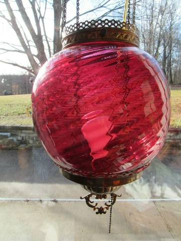Antique CRANBERRY SWIRL Hanging Parlor PULL-DOWN OIL Lamp w/Chains Electrofied Cover
