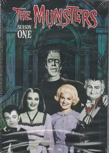 *THE MUNSTERS* SEASON ONE FACTORY SEALED BRAND NEW SIX DVD SET 2013 - Picture 1 of 2