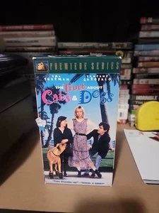 The Truth About Cats & Dogs VHS VCR Video Tape Movie Used  Uma Thurman  - Picture 1 of 3