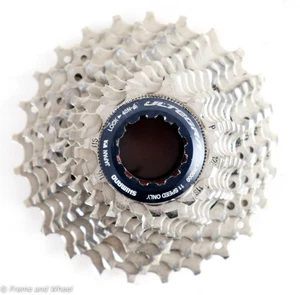 Shimano Ultegra CS-R8000 11 speed cassette 11-25 road gravel - Picture 1 of 3