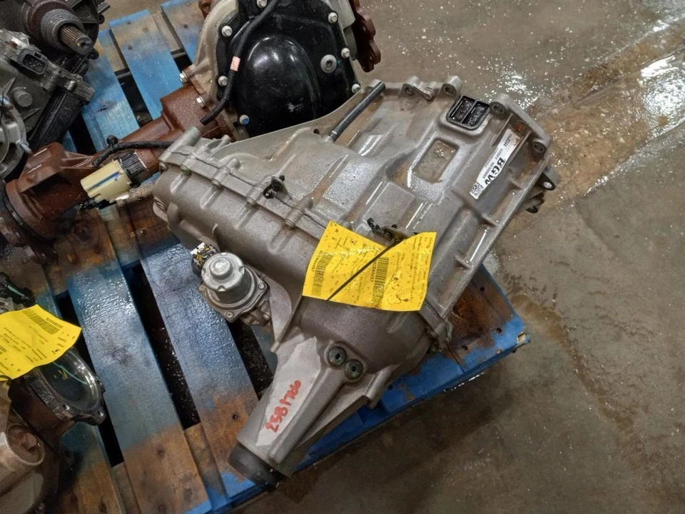 CHEVROLET SILVERADO 2500 PICKUP 2024 TRANSFER CASE 4WD 40,146 MILES 1619102 Foto 1 de 1