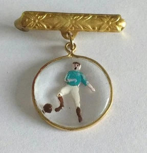 VINTAGE PIN 40's ACRYLIC RESIN soccer RÉSINE ACRYLIQUE Football SPILLA DI CALCIO - Imagen 1 de 4