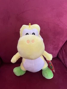 Super Mario Yoshi gelb Plüsch ca. 36 cm, neuwertig mit Etikett - Bild 1 von 4