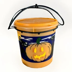 Vintage Tupperware 5qt. Halloween Pumpkin Bucket Container w/ Lid & Handle HTF - Picture 1 of 6