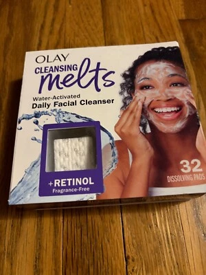 Olay Cleansing Melts + Limpiador Facial Diario Activado por Agua con Retinol Foto 1 de 2