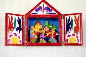 Sweet Small shadowbox Home Handmade from Peru - unique! colorful! 5 of 8 - Picture 1 of 4