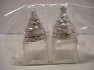 Nuevo conjunto de agitadores de sal y pimienta árbol de Navidad plateado árbol de Navidad sobre hielo pastel de barro nuevo - Imagen 1 de 7