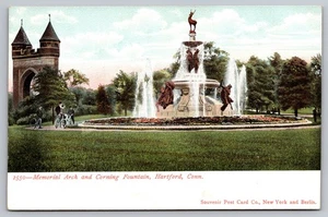 Arco conmemorativo y fuente de Corning Hartford CT con respaldo indiviso - Imagen 1 de 2