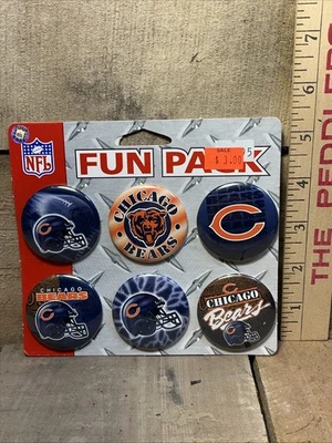 Chicago Bears - Lot Of 6 Vintage Buttons Pin Pins Wincraft Fun Pack  HBD1 - Image 1 of 3