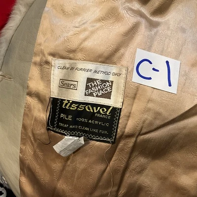 De Colección Tissavel Francia Imitación Piel Capelet Chaqueta Recortada Glam Chic Lux Abrigo de Vacaciones Foto 1 de 4