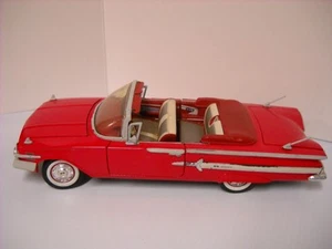 Motor Max 1960 Chevrolet Impala Convertible RED 1:18 Die Cast Car - Picture 1 of 14