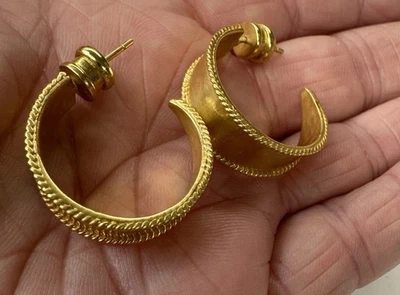 julie vos earrings 24k Gold Plate Savoy Hoop 1-1/8” Each VGC Hammered Hoop - Image 1 of 4