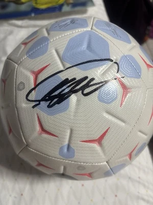 Auténtico balón de fútbol firmado por Ronaldo, Cafu y Kaká - Video prueba de firmas Foto 1 de 4