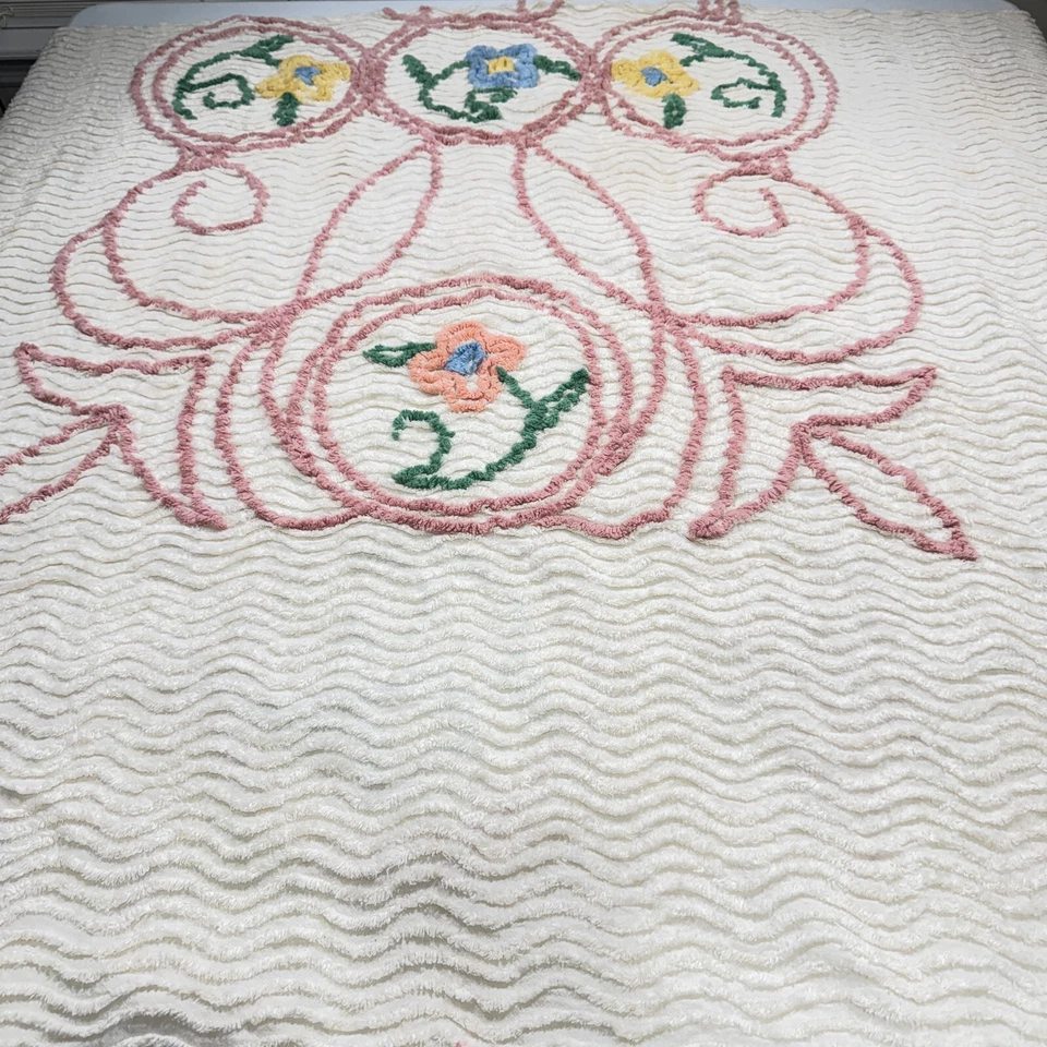 vintage chenille bedspread full floral texture cotton mcm retro 70s - Image 1 of 4