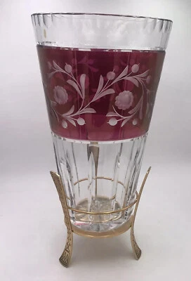 Vaso de cristal 10” de altura cortado para limpar vermelho cranberry feito na Alemanha Ocidental - Imagem 1 de 4