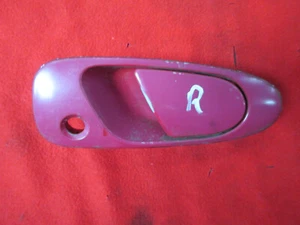Tirador puerta derecha Honda CRX EG2 & EH6 del sol año 92-98 - Imagen 1 de 1