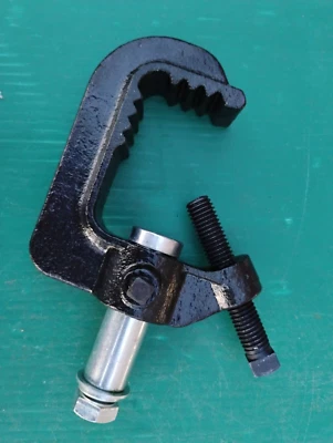 Altman Heavy Duty Stage/Studio Lighting 2 1/2" Pipe C-Clamp - Image 1 of 4