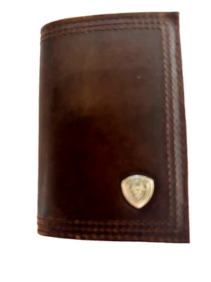 Cartera triple pliegue bootstitch marrón oscuro ARIAT para hombre Foto 1 de 4