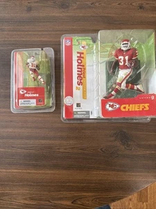 McFARLANE'S NFL SERIES 9 PRIEST HOLMES 2 KC CHIEFS Nib W Mini Priest Read - Imagen 1 de 10