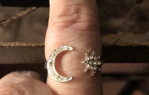 Silver tone Moon And Star Wrap Around Ring With Clear Stones Size 10 New In Box - Picture 1 of 2