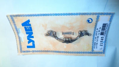 1 POIGNEE COMMODE/CHEVET - LOUIS XV  - REF 2154 LYNEA - LAITON  - NEUF - Photo 1/2