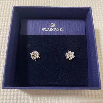 Pendientes Swarovski Copo de Nieve Circonita Blanca Usados Foto 1 de 4