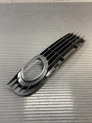 Cubierta de ventilación inferior delantera derecha para Audi A8L 2006-2008 *NOTA* Foto 1 de 4