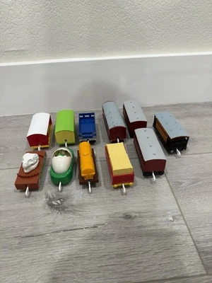 Lote de material rodante Thomas And Friends Plarail Foto 1 de 3