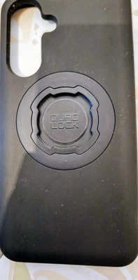 Quad Lock MAG Handyhülle für Samsung Galaxy A56 schwarz Auto - Bild 1 von 2