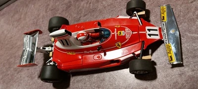 Clay Regazzoni F1 Modellauto 1:18 Minichamps Vitrinenmodel ohne Kratzer - Bild 1 von 4