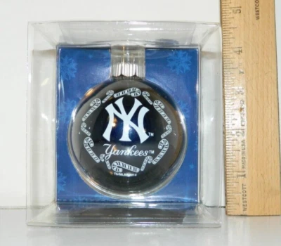 New York Yankees Baseball CHRISTMAS Tree Holiday Ornament MLB team logo Color - Image 1 of 4