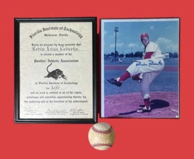 3 Robin Roberts Phillies Items incl Personal Award Plaque Signed Baseball Photo - Image 1 of 4