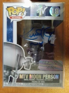 MTV Moon Person Karol G funko pop 18 Autograph Box - Picture 1 of 5