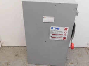 INTERRUPTOR DE SEGURIDAD HD DH364NGK - EATON 200A AMP 3P POLO 600V NEMA 1 FUSIBLE - RECON - Imagen 1 de 7