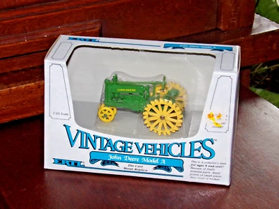 1989 Ertl Classic Vehicles JOHN DEERE Model A 1/43 Scale Die-Cast Tractor - Image 1 of 4