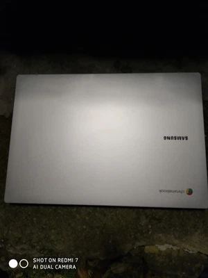 Samsung Galaxy Chromebook Go 14" (64GB eMMC, Intel Celeron N, 2,80 GHz, 4GB)... - Immagine 1 di 4