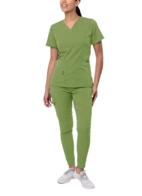 Conjunto Médico Adar Pro Flawless Plus Mujer Top Elevado Cuello en V y Pantalones Médicos Jogger Foto 1 de 4