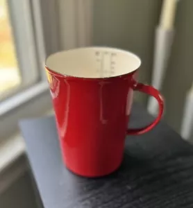 Creative Co-Op 28 oz Red Enamel Rustic Measuring Cup NWOT Dishwasher & Oven Safe - Picture 1 of 6