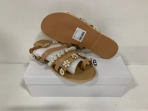 Shoe'N Tale Women Toe Ring Gladiator Flat Sandals Size 7 - Picture 1 of 1