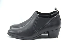 Munro Jessie Boots Womens Sz 9M Black Leather Bootie Cuban Heel Slip on Chelsea - Picture 1 of 7