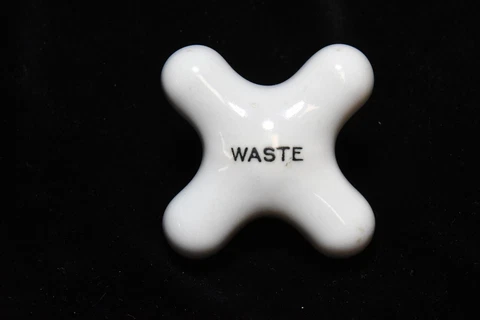 VINTAGE CERAMIC BATHROOM KITCHEN WATES WATER FAUCET HANDLE KNOB Cover
