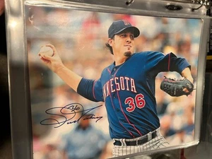 Joe Nathan Hand Signed Minnesota Twins Autographed 8x10 Pitching Photo GTP - Picture 1 of 2