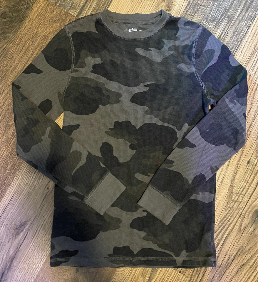 Boys Size Large Urban Pipeline Ultimate Thermal Long Sleeve Camo Gray Shirt - Image 1 of 1