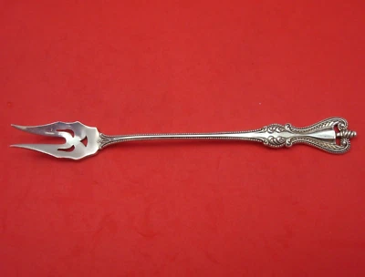 Tenedor Old Colonial by Towle de plata esterlina encurtido/oliva perforado de 2 dientes 5 7/8" Foto 1 de 2