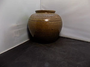 antique Chinese  pottery vases   - Picture 1 of 10